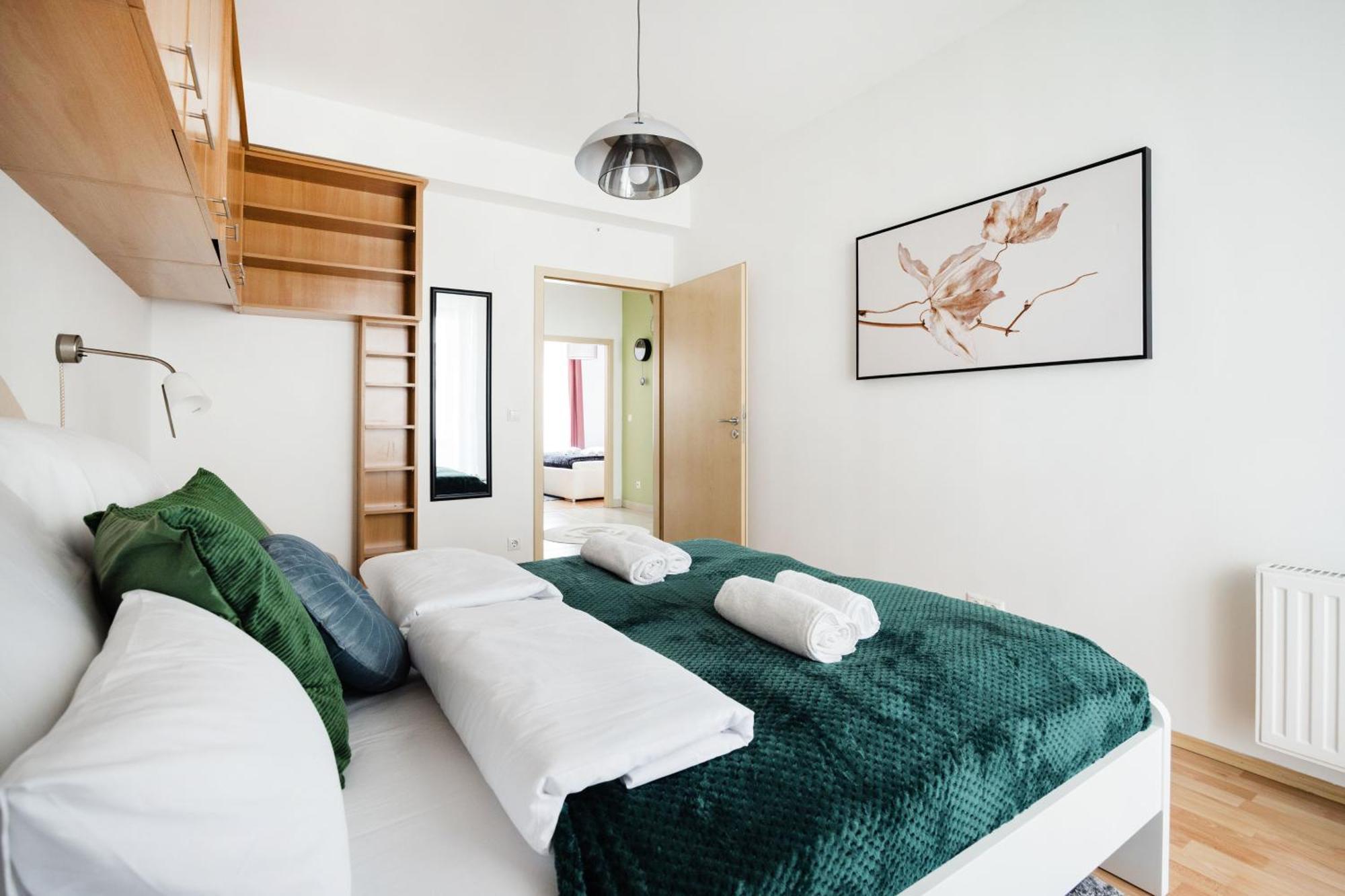 Modern Two-Bedroom Apartment With Free Parking Budapeste Exterior foto