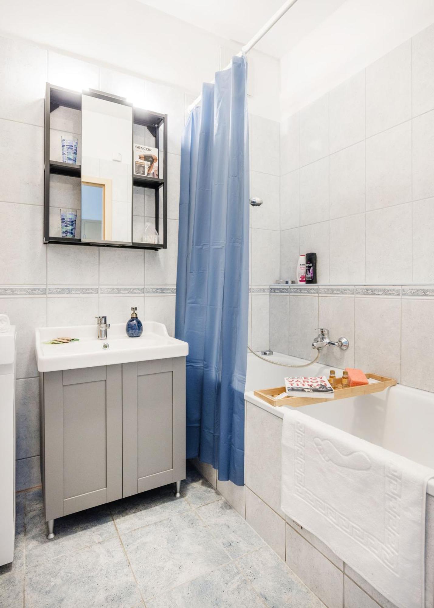 Modern Two-Bedroom Apartment With Free Parking Budapeste Exterior foto